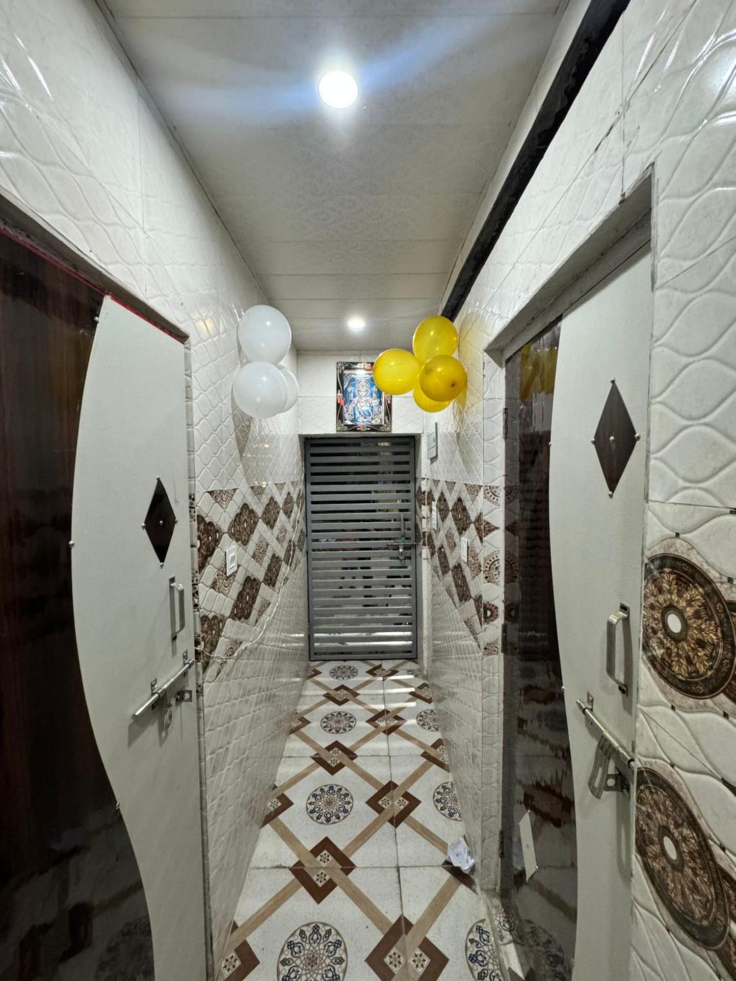 فندق Pakhi Residency Vrindāvan المظهر الخارجي الصورة
